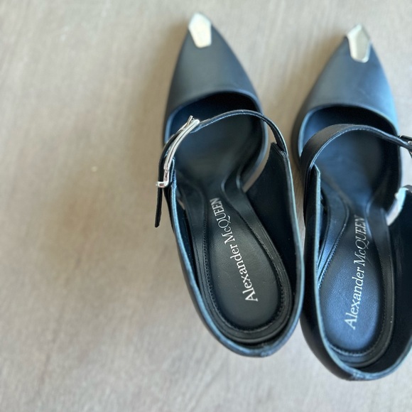 ALEXANDER MCQUEEN PUNK buckle 40mm leather mules BRAND NEW 7.5/37.5 - Picture 11 of 11